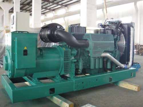 小店便携静音：租赁无声发电机组，便携式解决能源需求